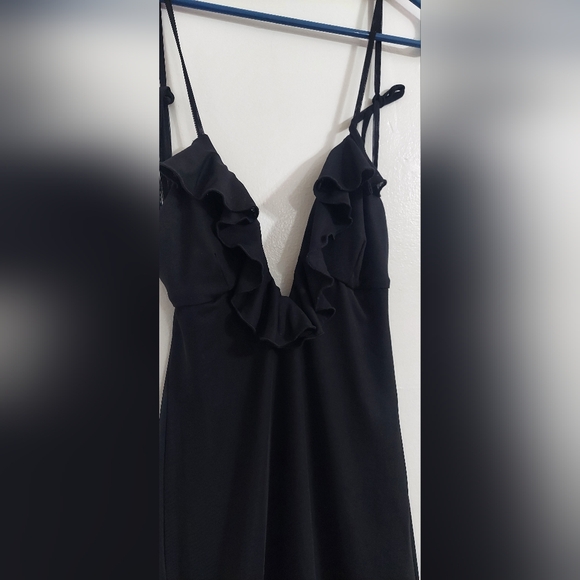 Edikted mini dress size medium A7 - Picture 5 of 8